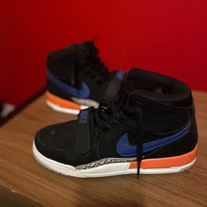 Nike Air Jordan Legacy 312 (New York Knicks)